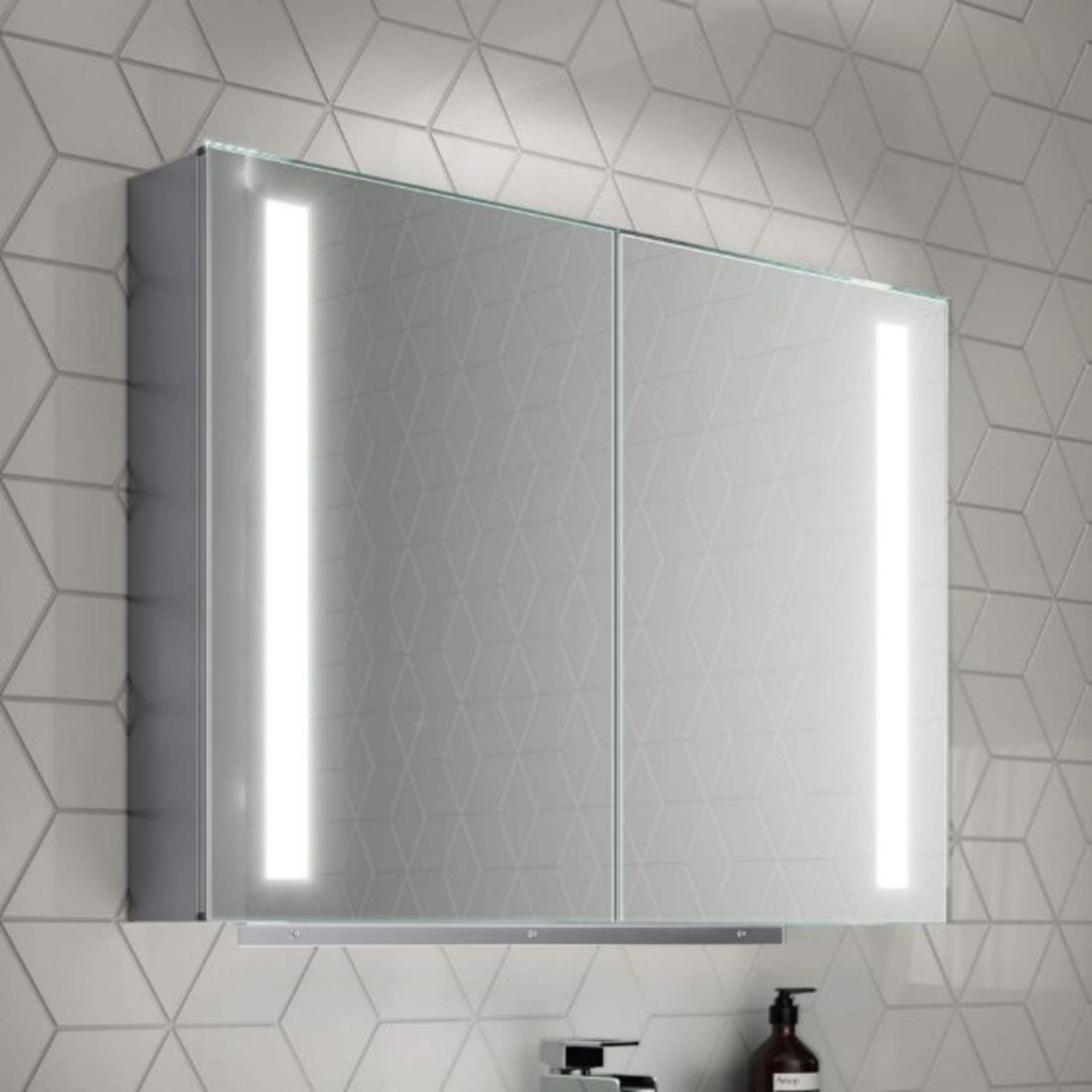 New 800 x 600 Dawn Illuminated Led Mirror Cabinet. RRP £939.99.Mc164.We Love This Mirror Cabi...