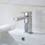 New (T90) Chrome Basin Mono Mixer & Slotted Sprung Basin Waste.