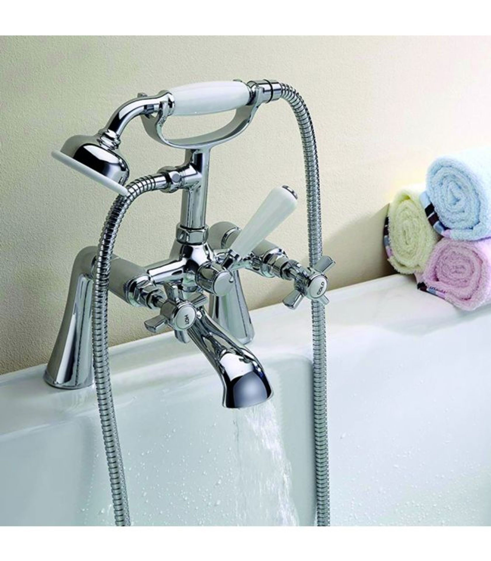 New (W49) Synergy Henbury Kc Cross Bath Shower Mixer. RRP £355.00. Soft Round Edges To Give Yo... - Image 2 of 2