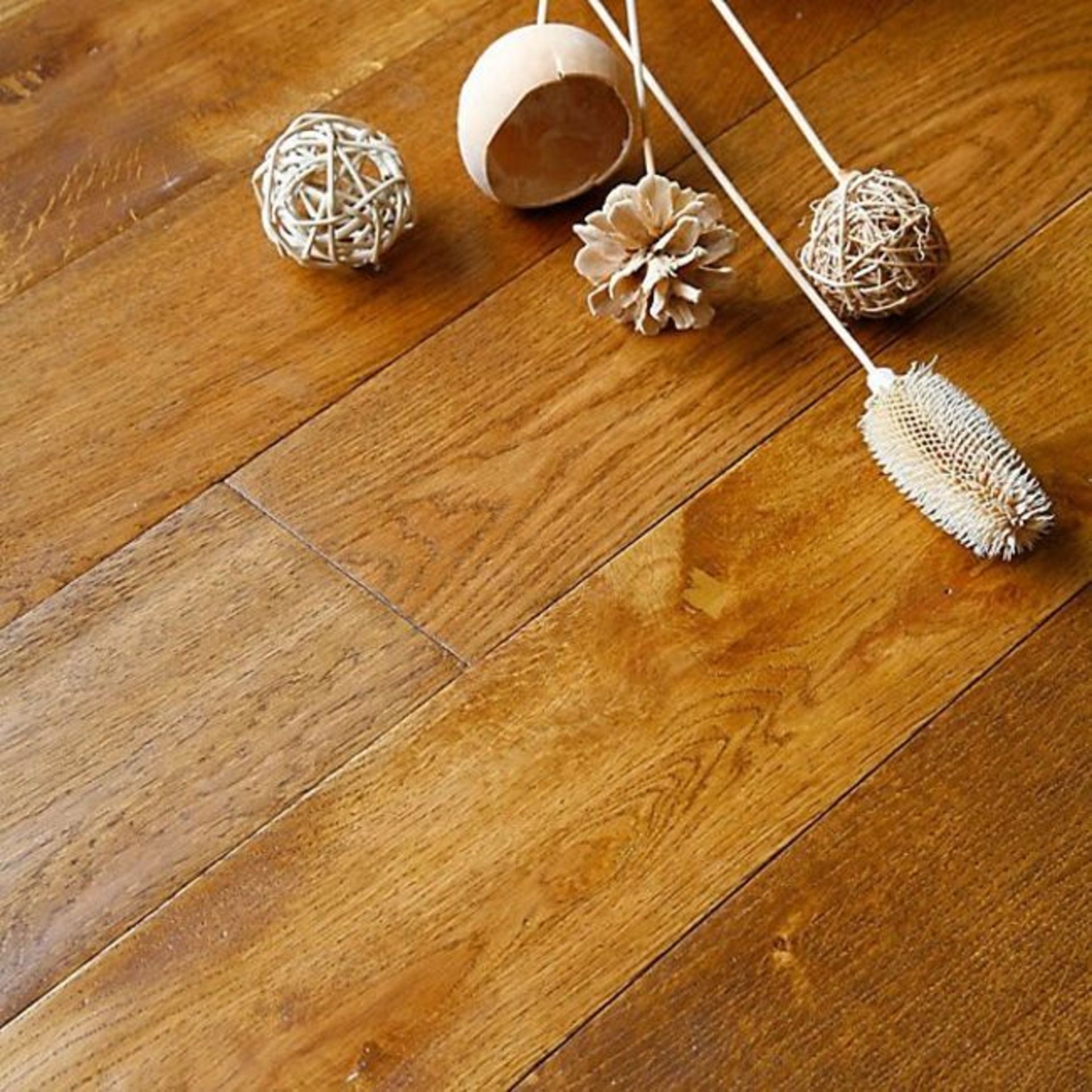 New 8.96m2 Ronda Solid Oak Flooring Wheat. 18mm Thickness, 123x1200mm. The Irresistible Natural...