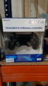 1 X PS4 Sony Dualshock 4 Wireless Controller _ Black 1 X PS4 Sony Dualshock 4 Wireless Controller