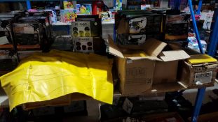 (R6C) Contents Of 5 Boxes : A Quantity Of Yellow Inflatable Large Pillows