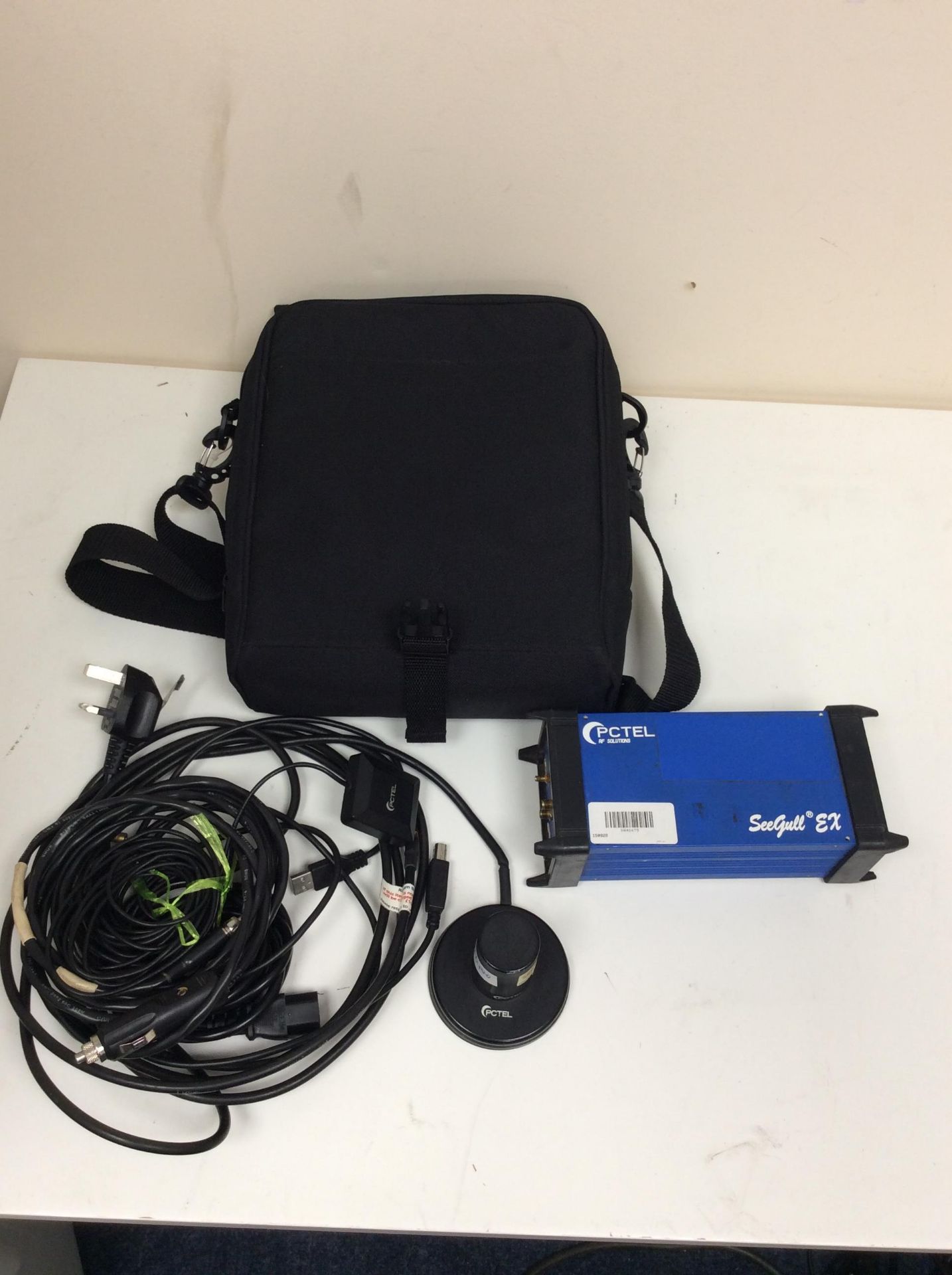 Pctel seegull ex scanning receiver is95 cdma 2000 is856 lte ev-do gps op211 band