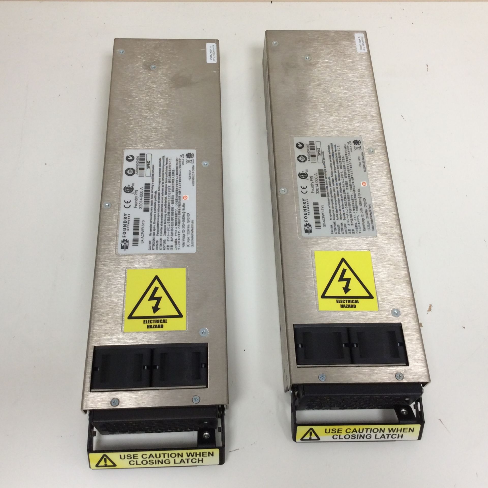 2x foundry networks power supply 32014-000