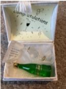 10 x congratulation box with champagne bottle and glass