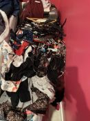 Joblot 200 items of children clothing