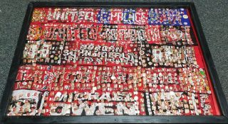 Over 1000 plus Manchester united pin badges.