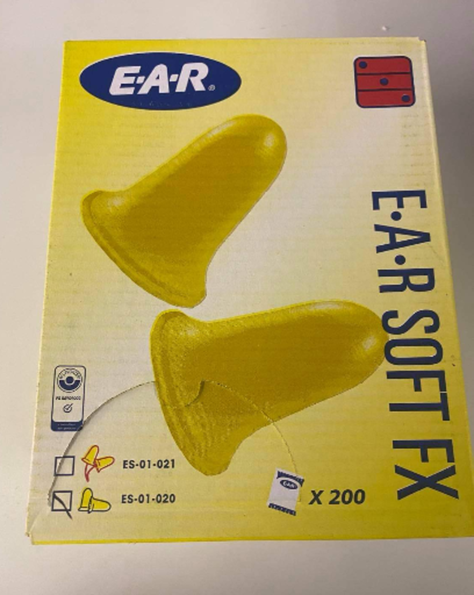 3M E.A.R Soft Fx Es01020 Brand New Box Of 200 Pairs Of Ear Plugs