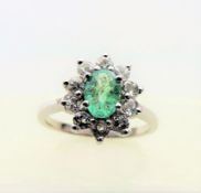 1.5 carat Green and White Topaz Ring