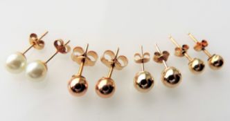 Four Pairs of 9 ct Gold Stud Earrings