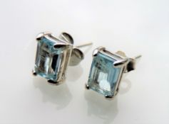 2.5 carat Sterling Silver Topaz Earrings