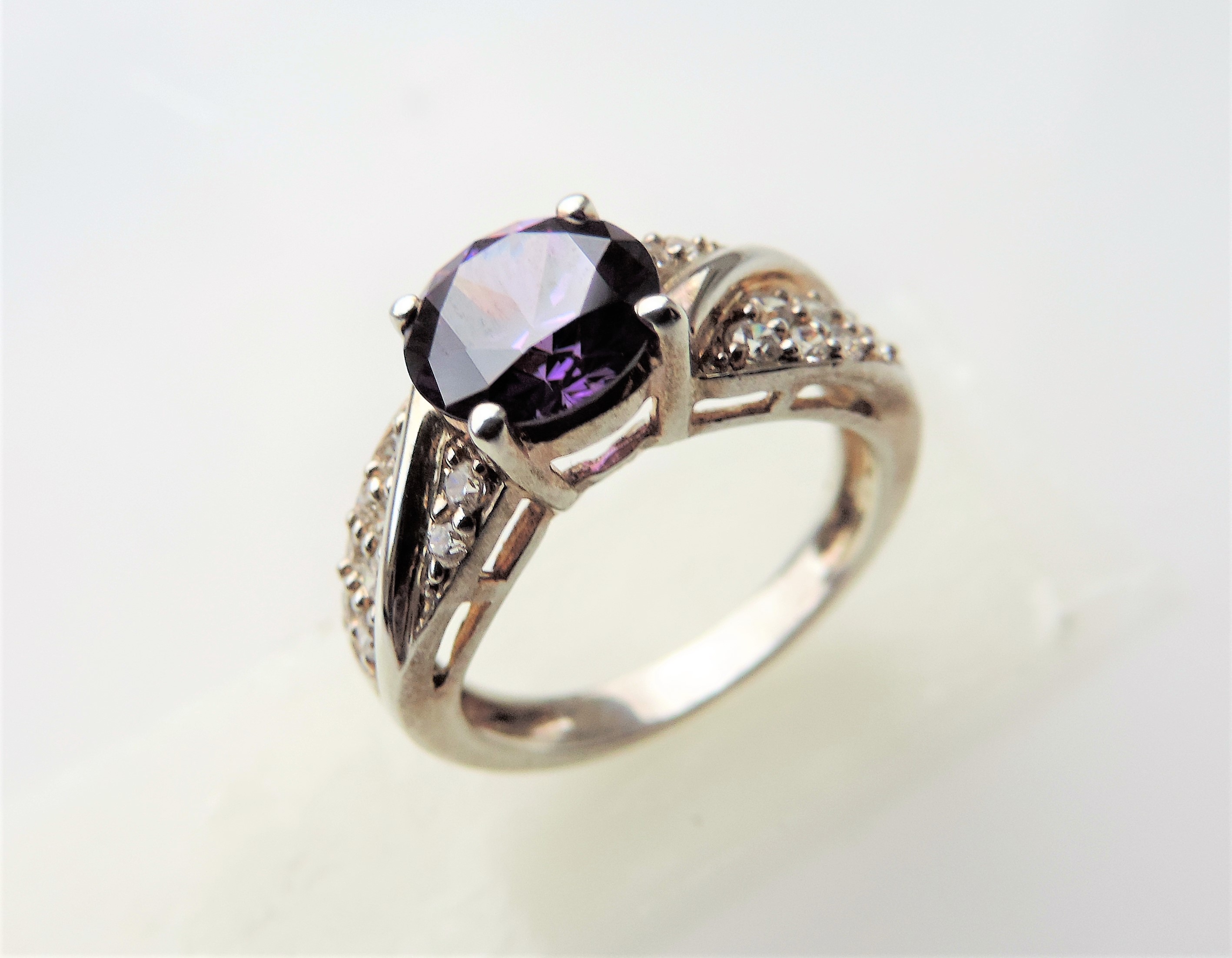 Sterling Silver Diamonique & Amethyst Ring - Image 3 of 5