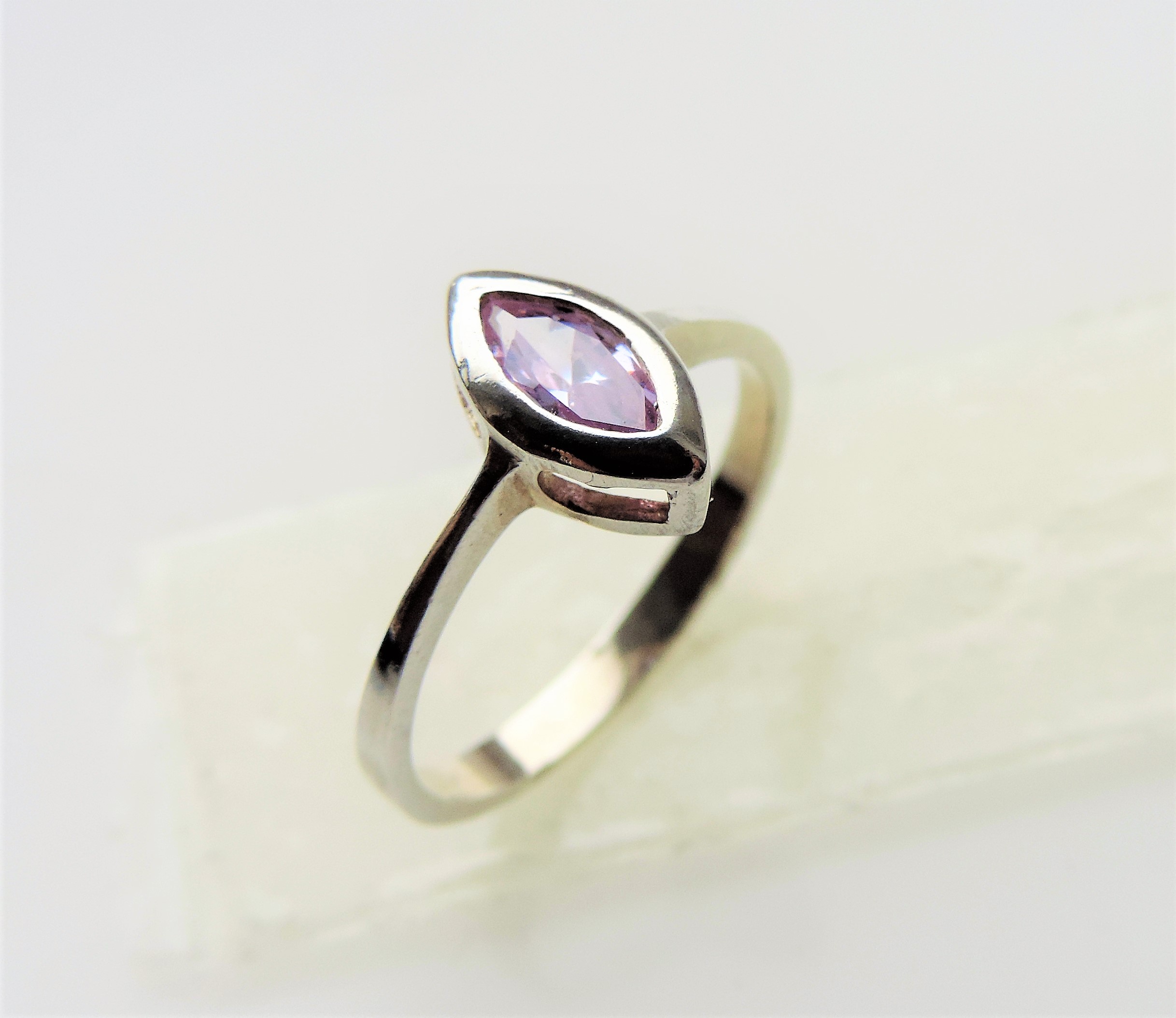 Sterling Silver 0.50ct Amethyst Ring - Image 2 of 5