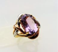 3.20 carat Amethyst Ring