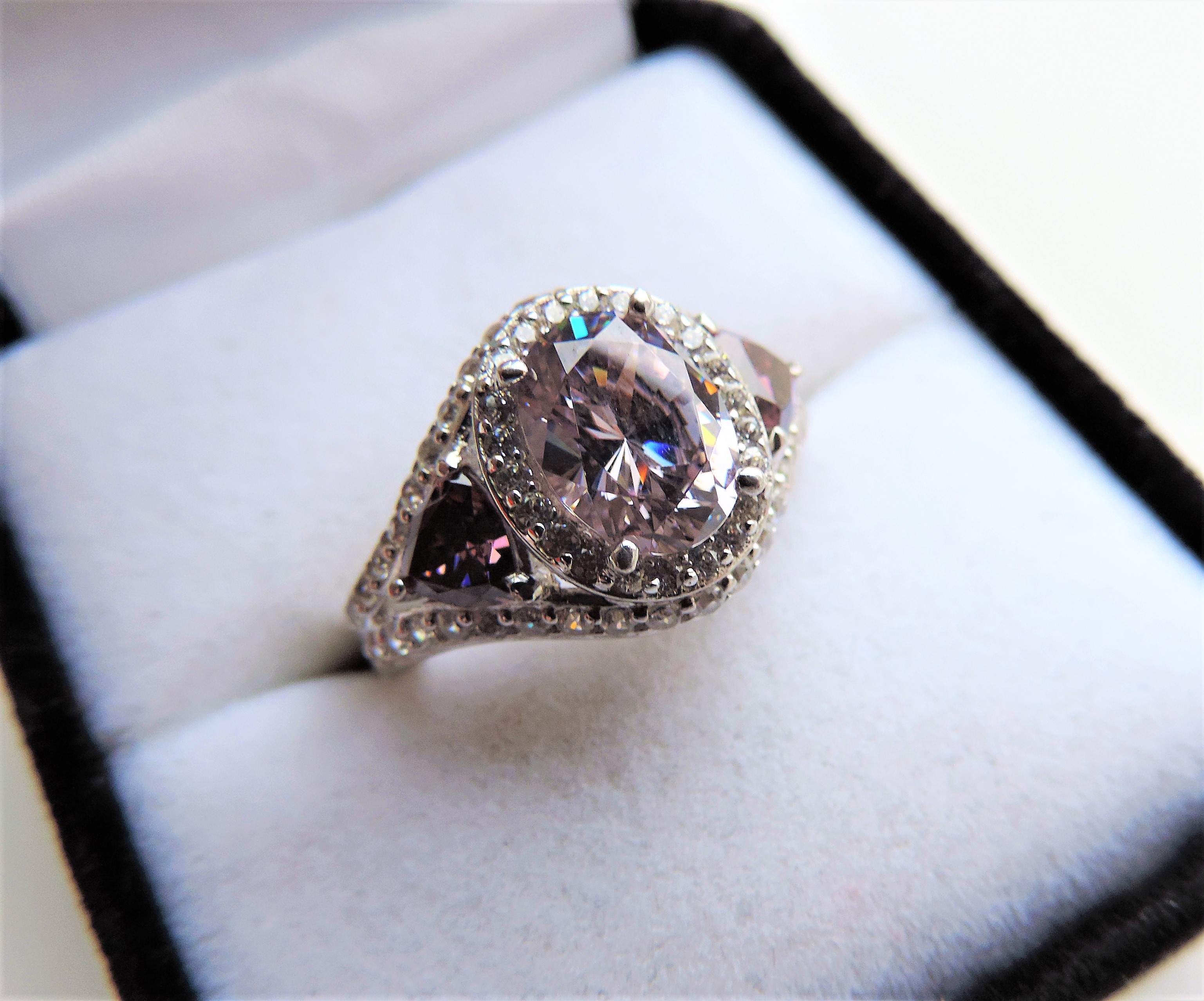 Sterling Silver Pink & White Topaz Ring - Image 5 of 5