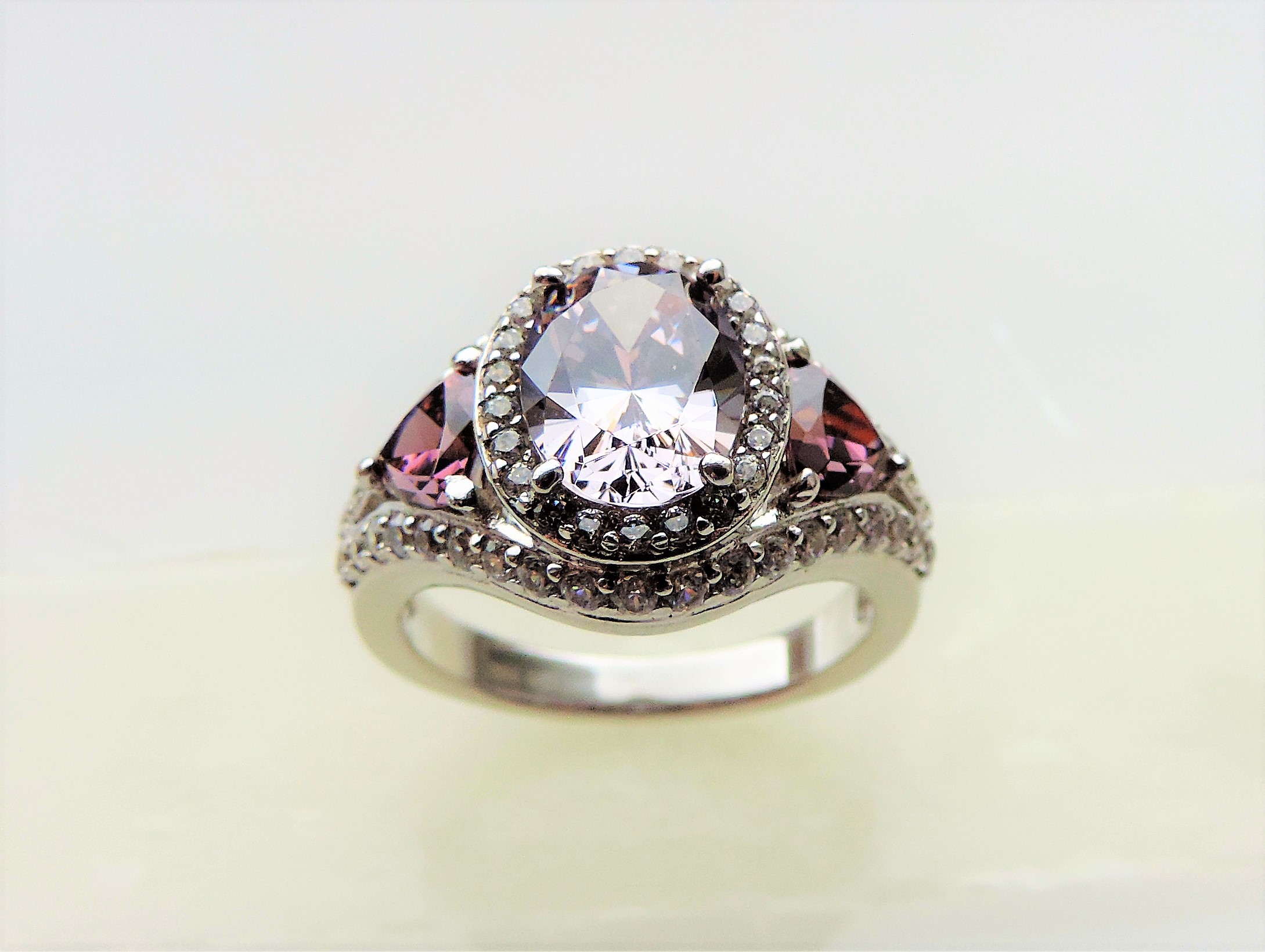 Sterling Silver Pink & White Topaz Ring - Image 3 of 5