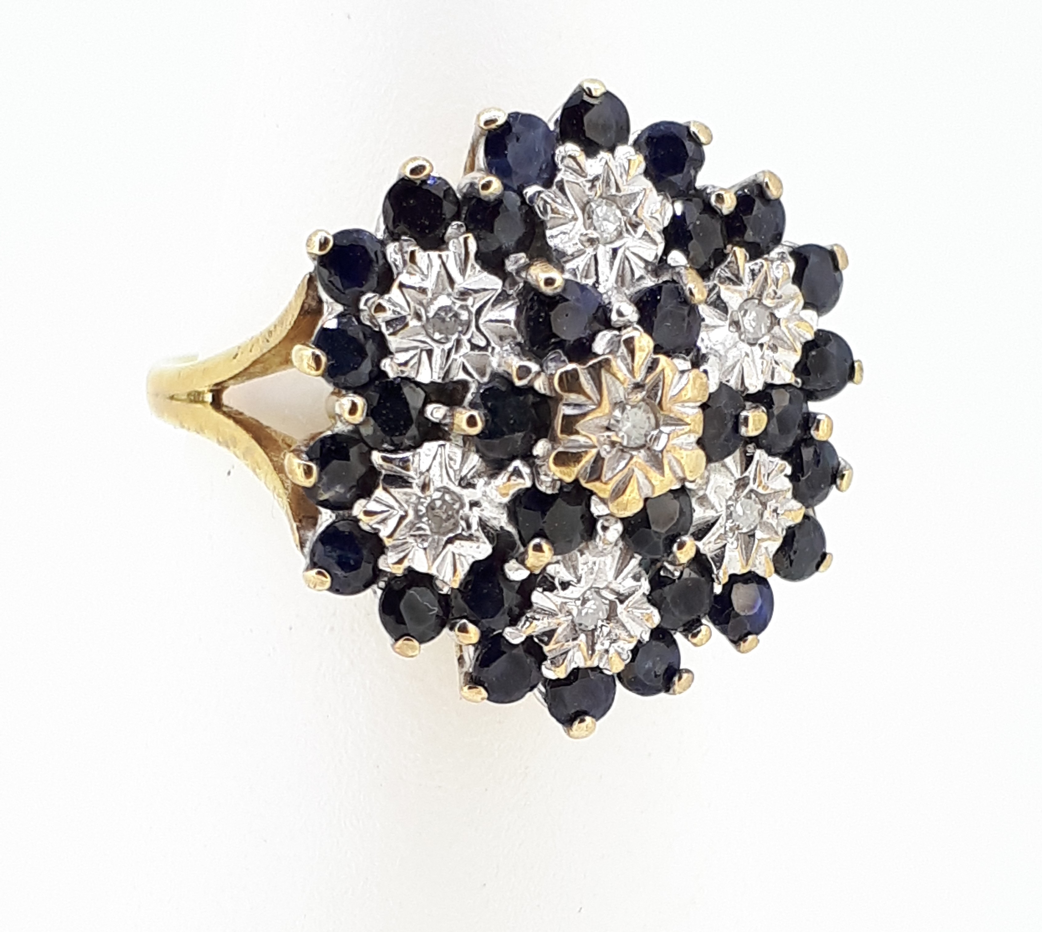 9ct (375) Yellow Gold Sapphire & Diamond Large Cluster Ring