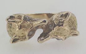 Vintage 9ct (375) Yellow Gold Fox Head Ring with Diamond Eyes