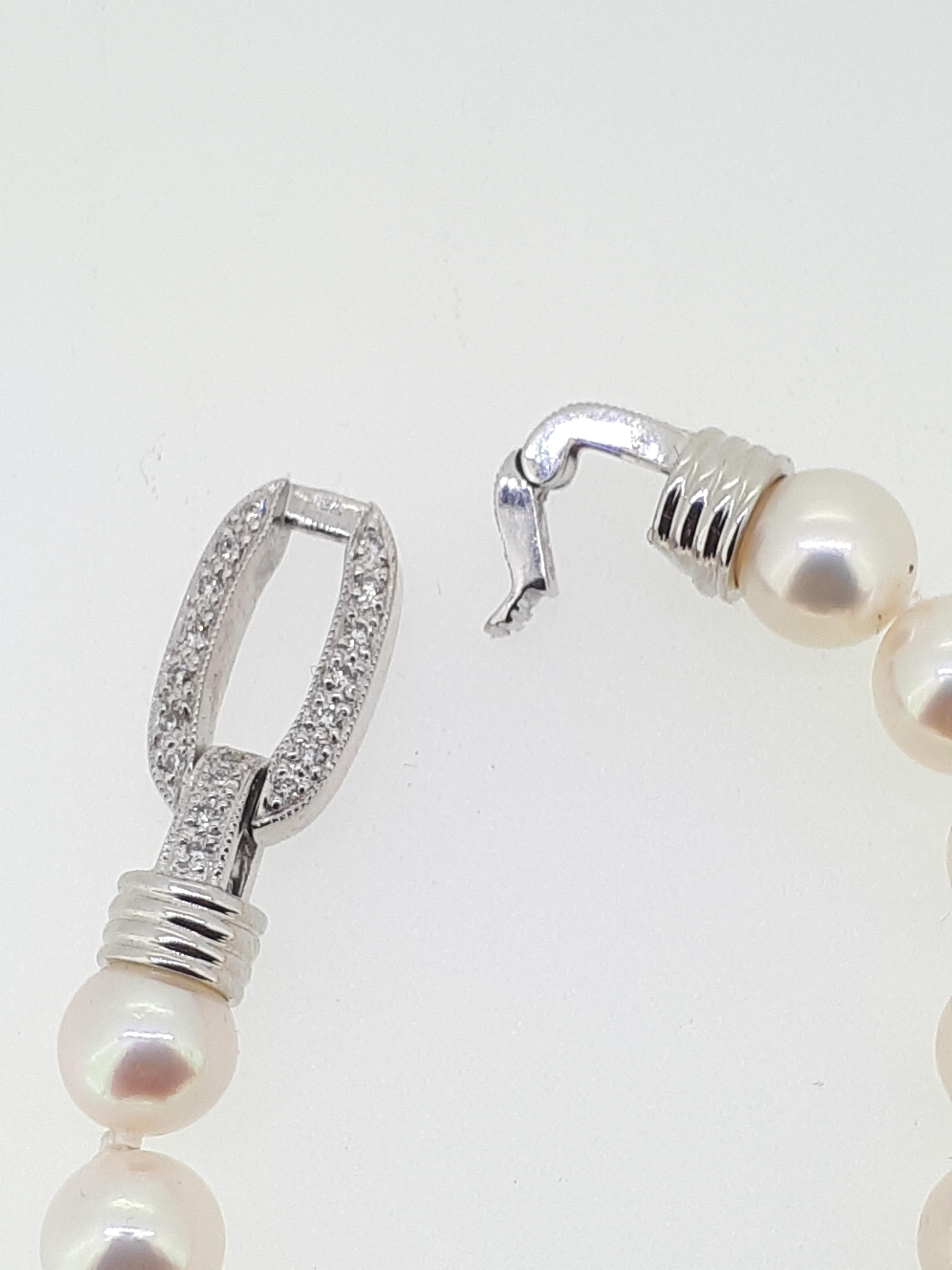 7-7.5mm Akoya Pearl 18" Necklace on an 18ct (750) White Gold 0.30ct Diamond Clasp - Image 10 of 10