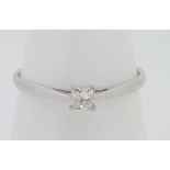 18ct (750) White Gold 0.2ct Princess Cut Solitaire Diamond Ring