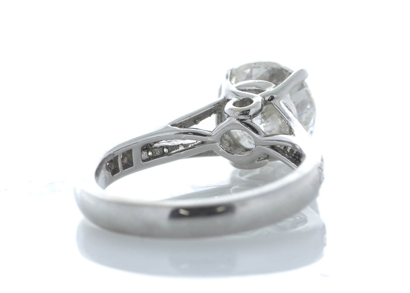 18ct White Gold Single Stone Prong Set With Stone Set Shoulders Diamond Ring 3.56 Carats - Image 3 of 4