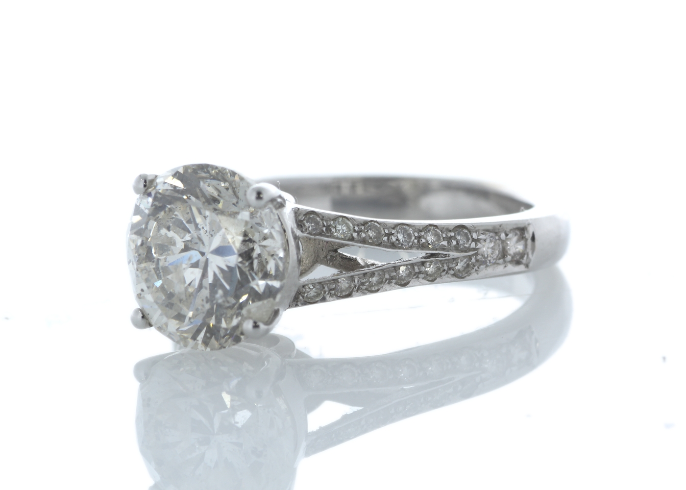 18ct White Gold Single Stone Prong Set With Stone Set Shoulders Diamond Ring 3.56 Carats - Image 2 of 4