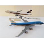 Singapore and KLM Model airplanes