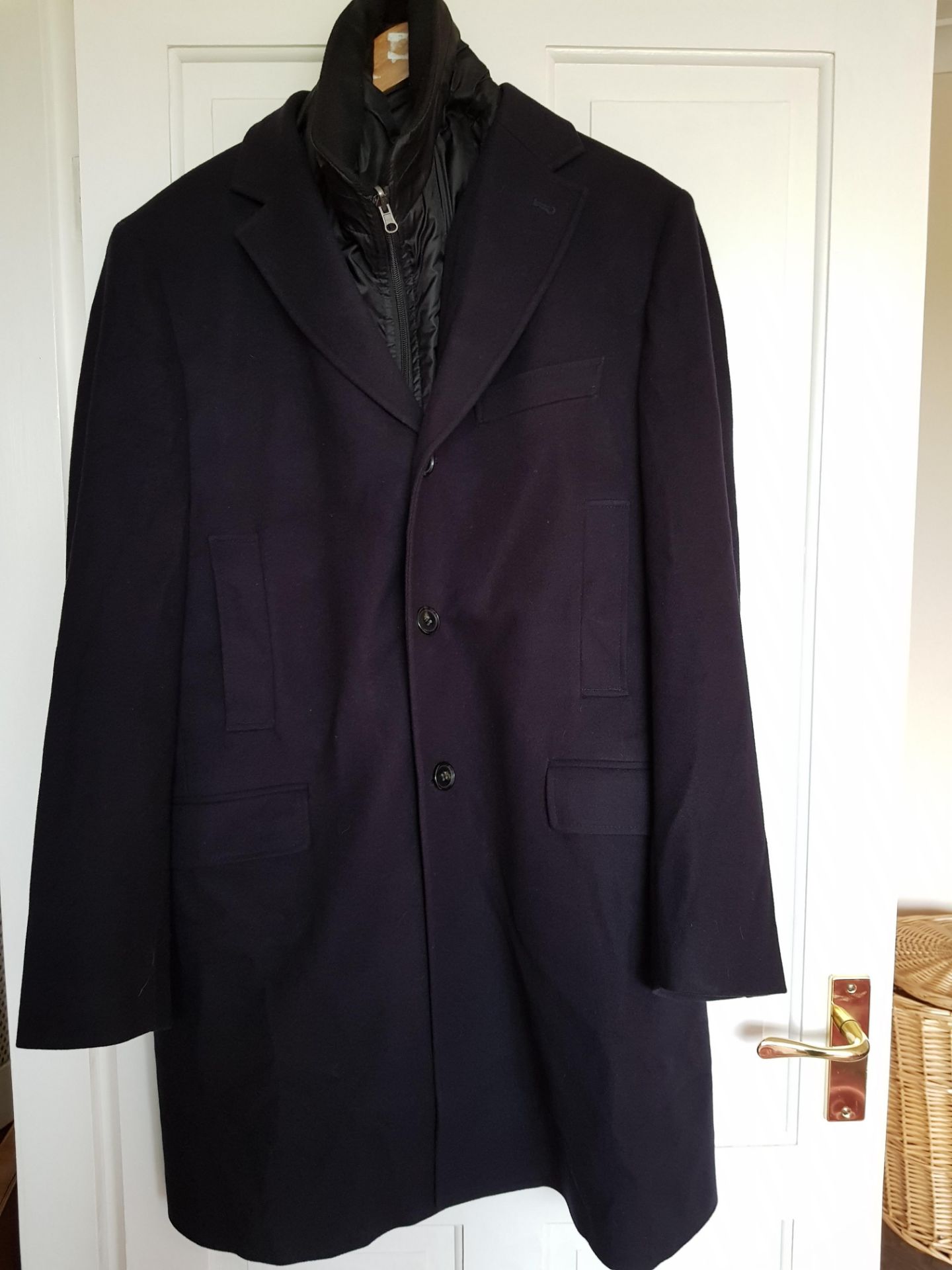 Men's Designer Coat ( Size 44 )