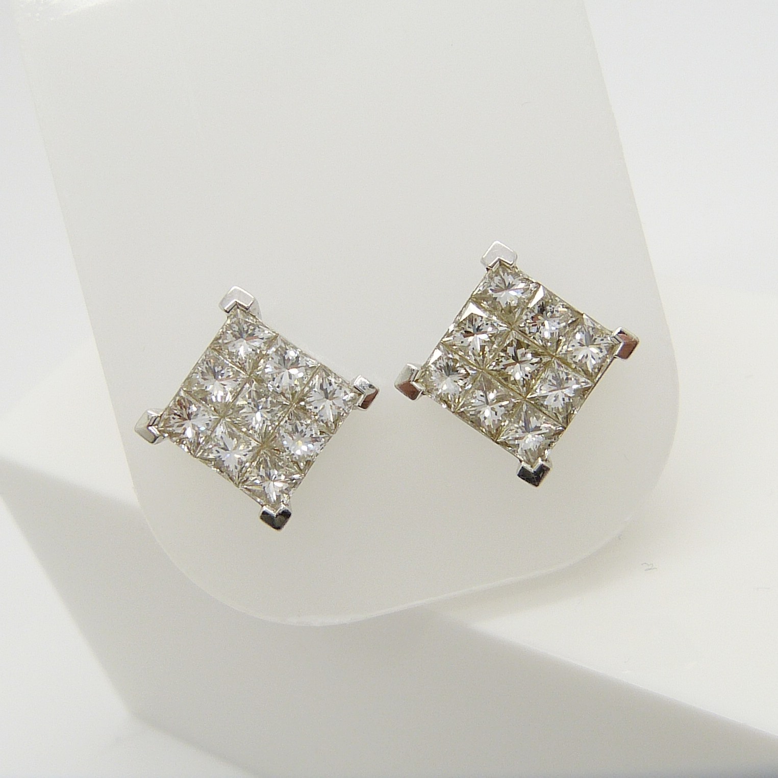 18ct white gold, 2.00 carat (approx) invisible-set princess-cut diamond square cluster stud earrings - Image 5 of 6