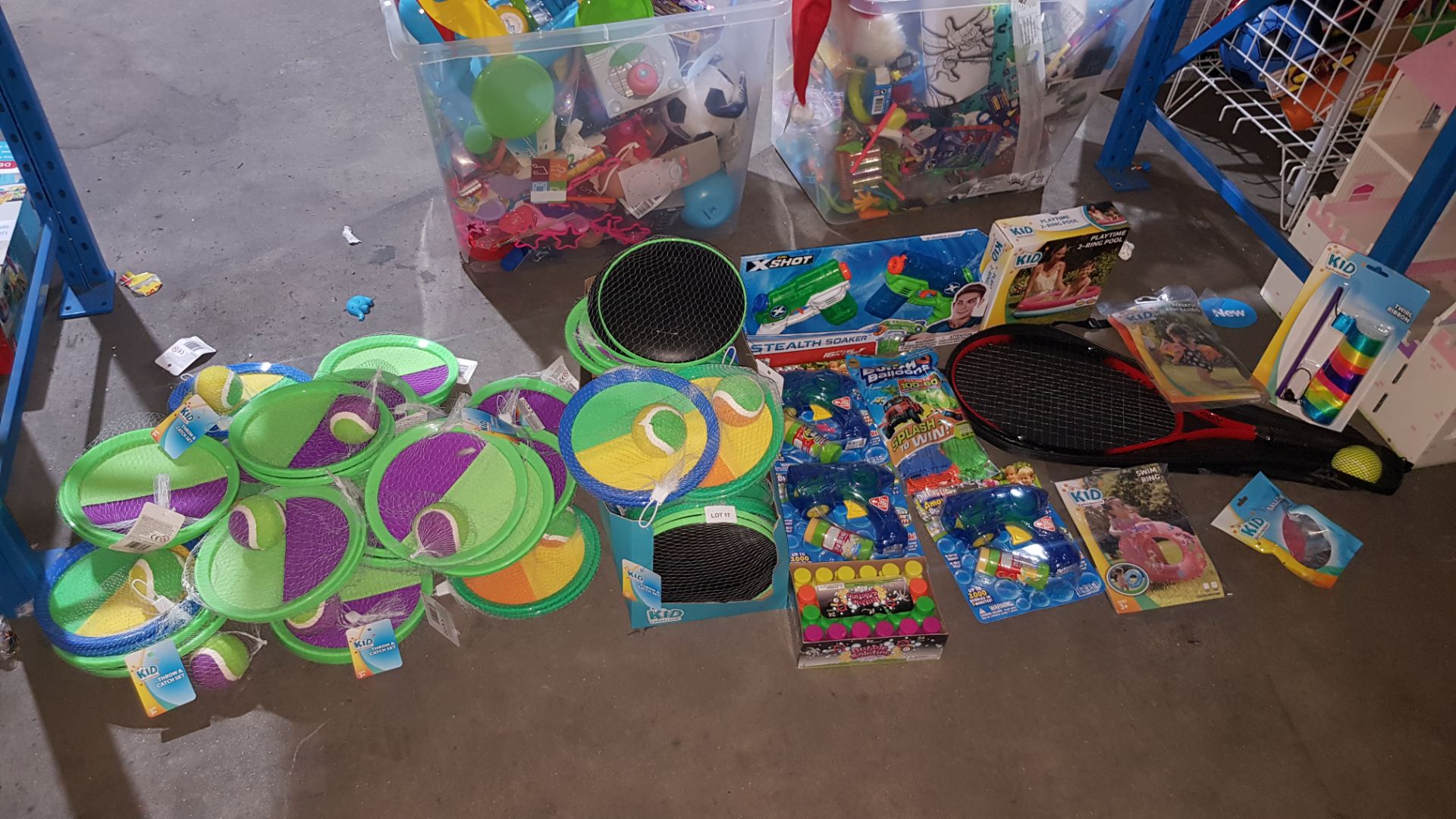 (R3M) Contents Of Floor : Mixed Outdoor Toys To Include Kid Connection Throw & Catch Set, Xshot Ste