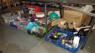 Contents Of Floor : Large Mixed Lot To Include Solar Lights, Kitchenware, Mixed Style Drinking Glas