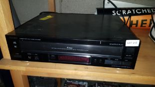 1 X TEAC Compact Disc M5 Disc Multiplayer PD-D2620