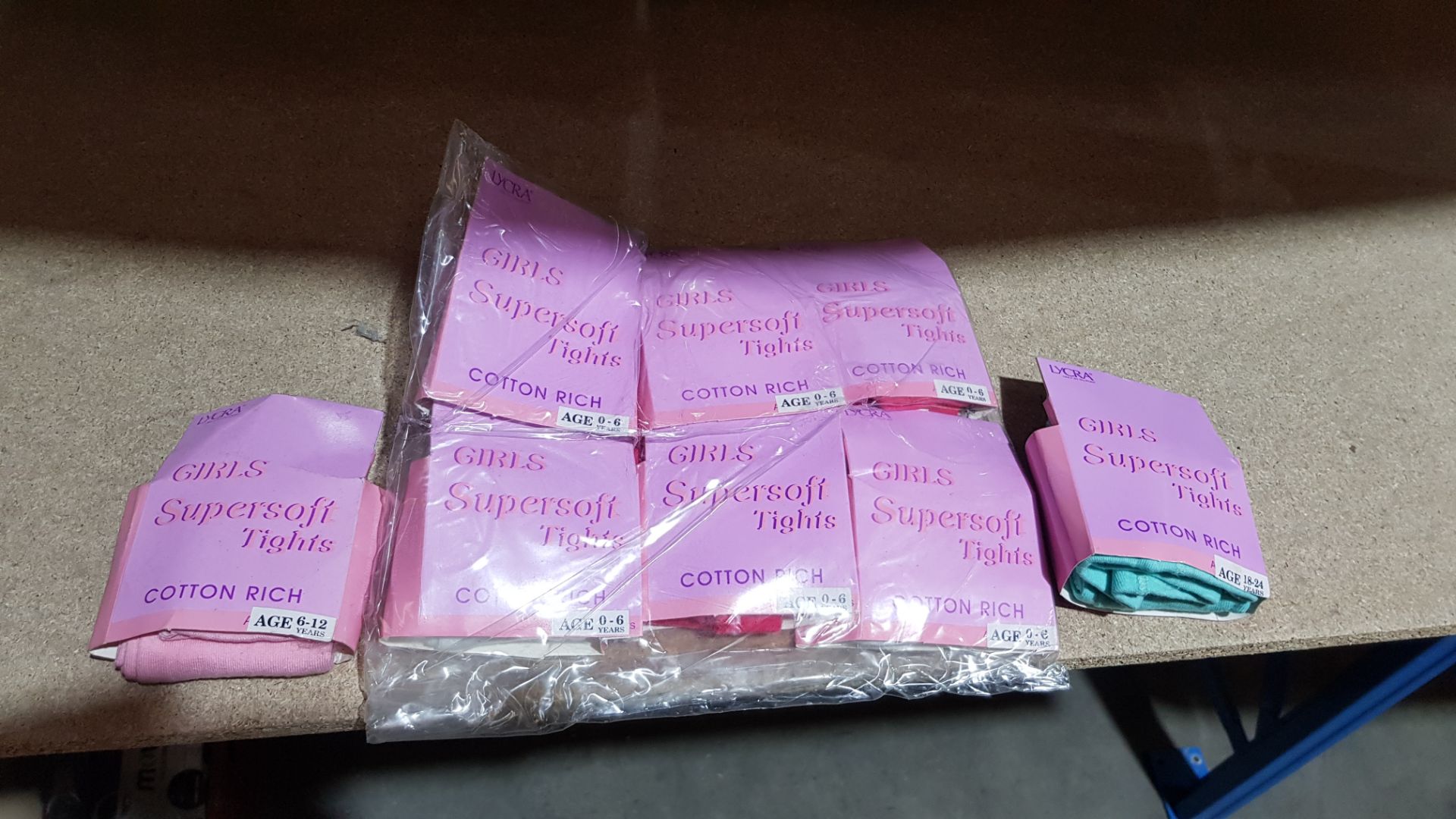 (R7L) Contents Of 15 Baskets : A Quantity Of Girls Supersoft Tights Pink To Include Ages 0-6, 6-12 - Image 2 of 2