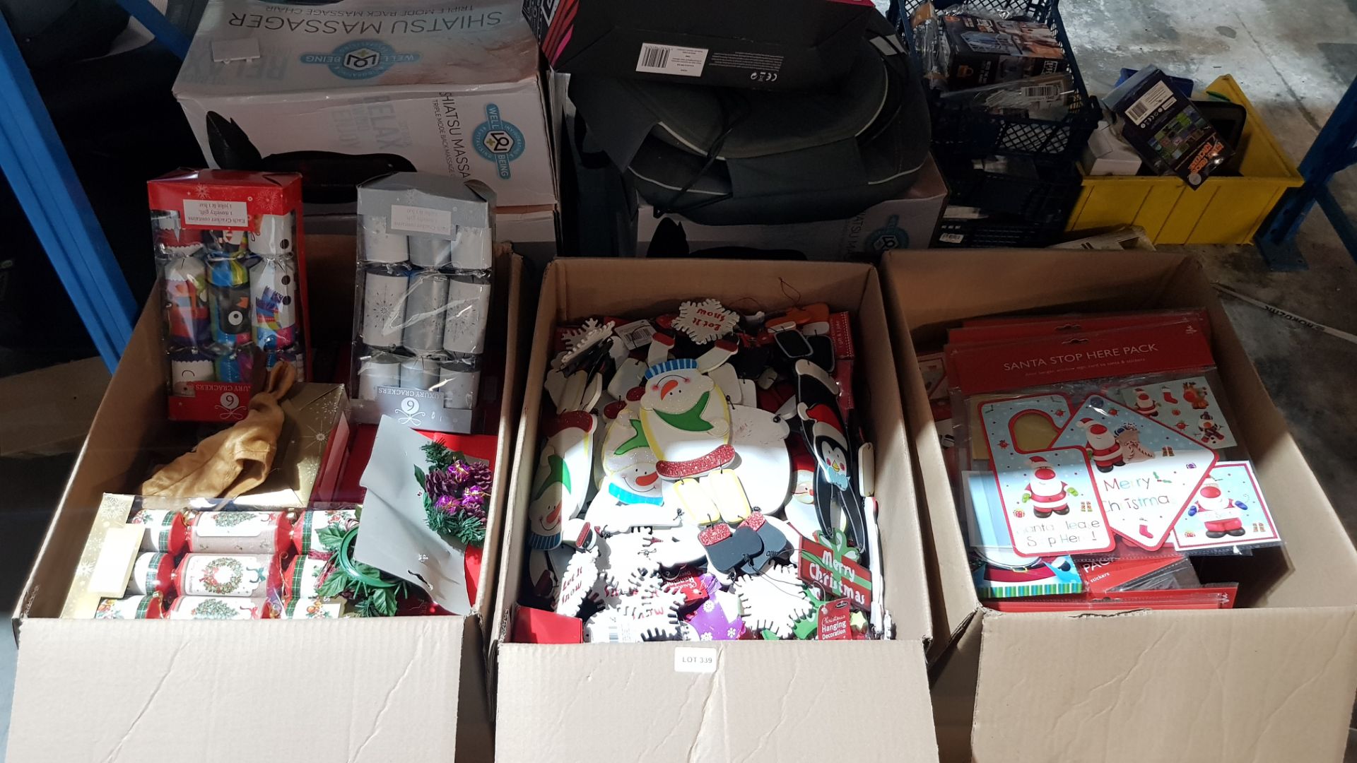 (R9J) Christmas. Contents Of Racking & Floor. Very Large Quantity Of Mixed Christmas Items. (All Ne - Image 9 of 15