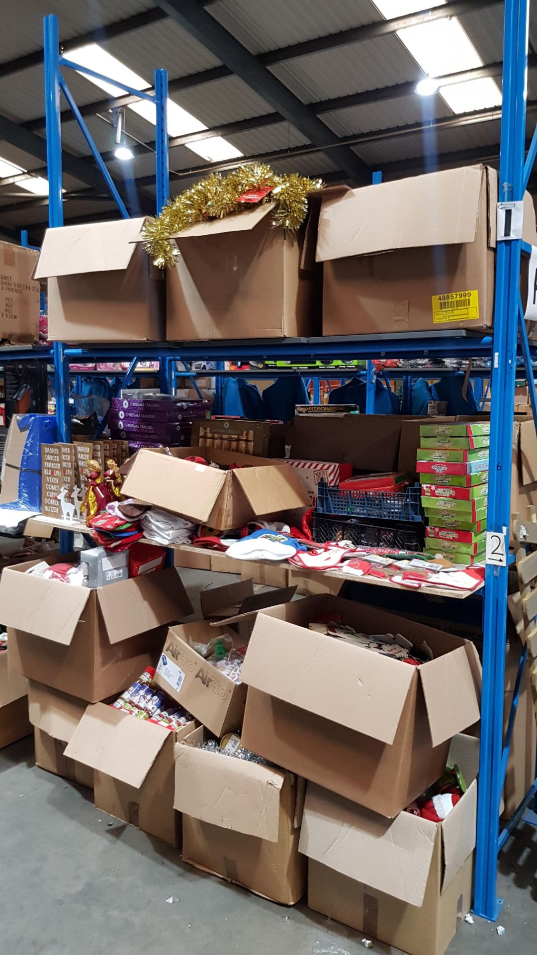 (R9J) Christmas. Contents Of Racking & Floor. Very Large Quantity Of Mixed Christmas Items. (All Ne