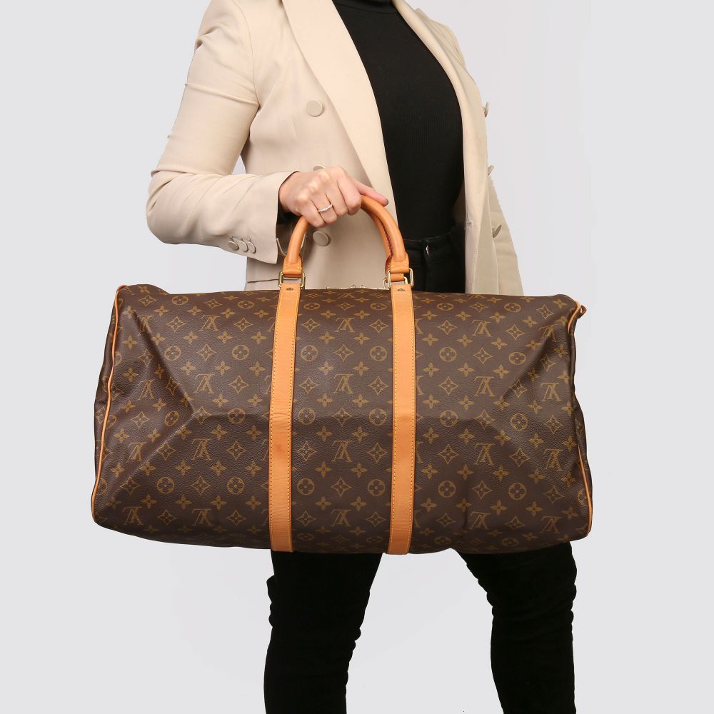 Luxury Pre-Owned Handbags I Collections from Hermès, Chanel, Louis Vuitton & Fendi.