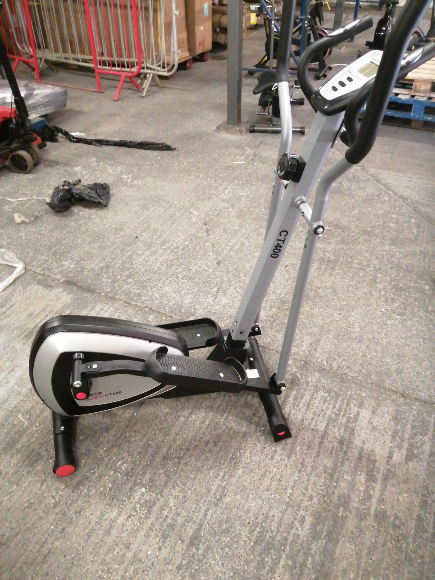 motive fitness uno ct400 cross trainer one colour