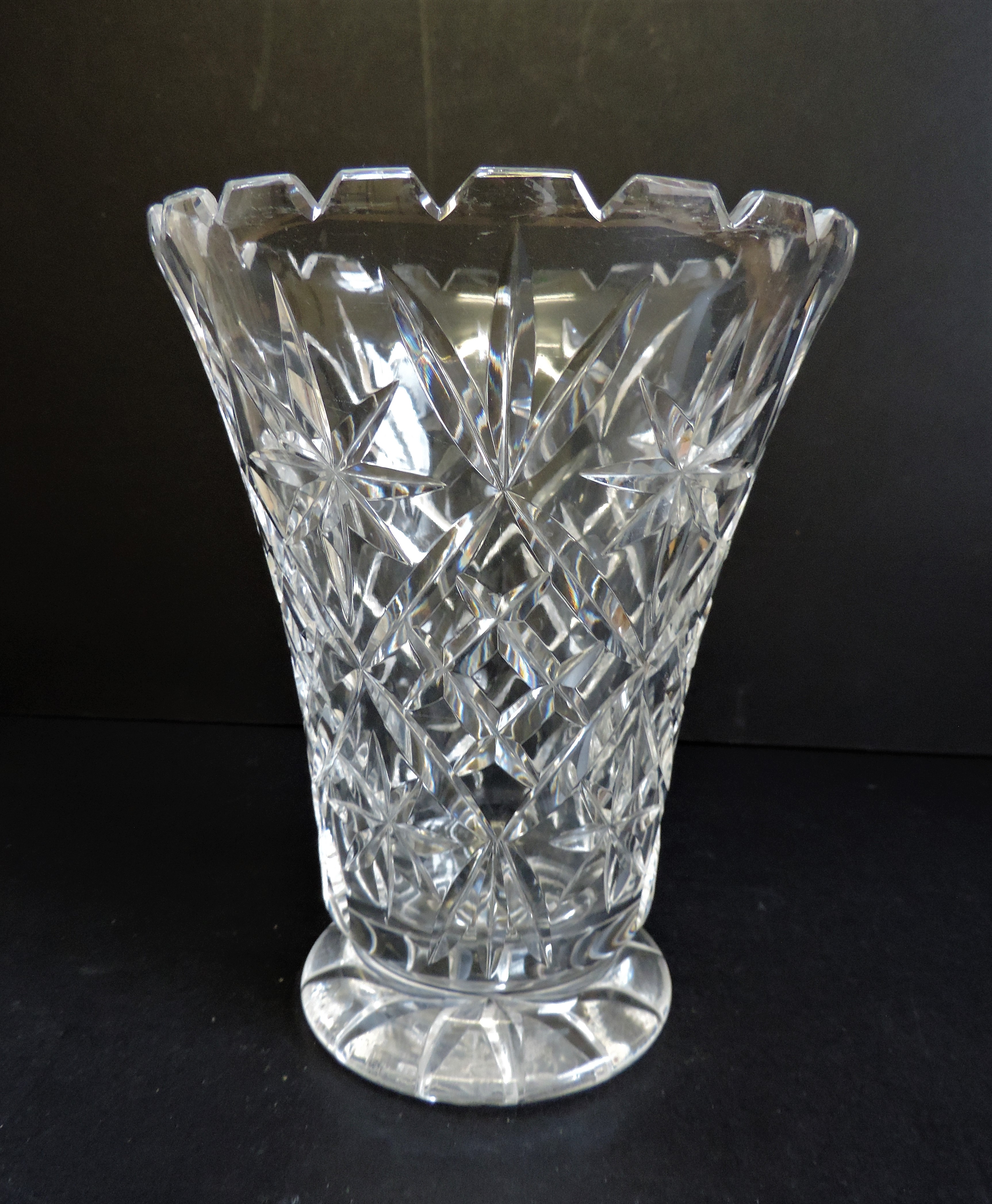 Antique Crystal Vase 18cm Tall