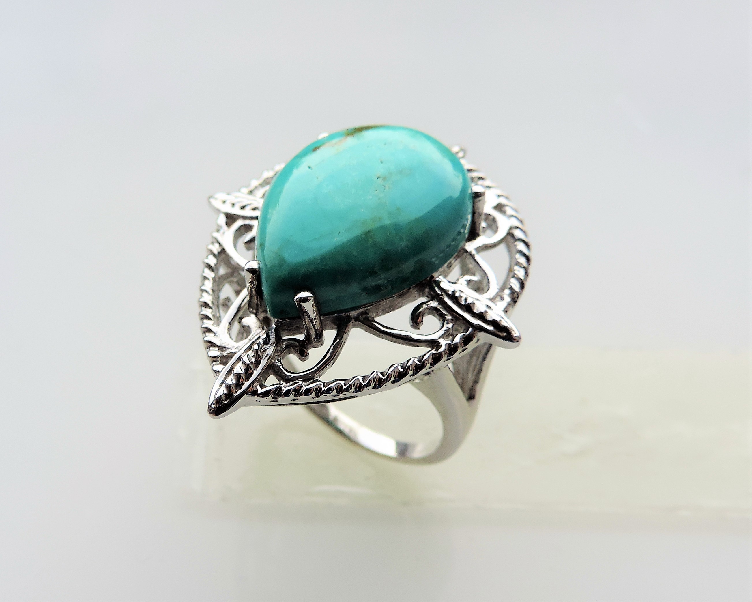 Turquoise Ring in Sterling Silver - Image 3 of 4