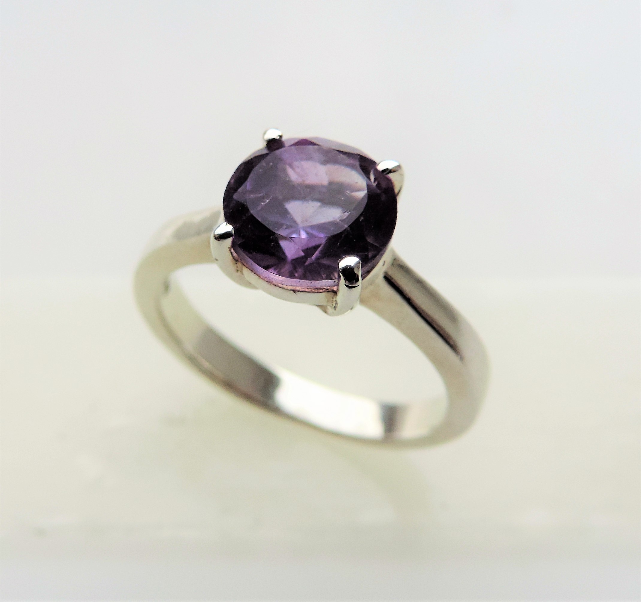 1.8 carat Amethyst Solitaire Ring