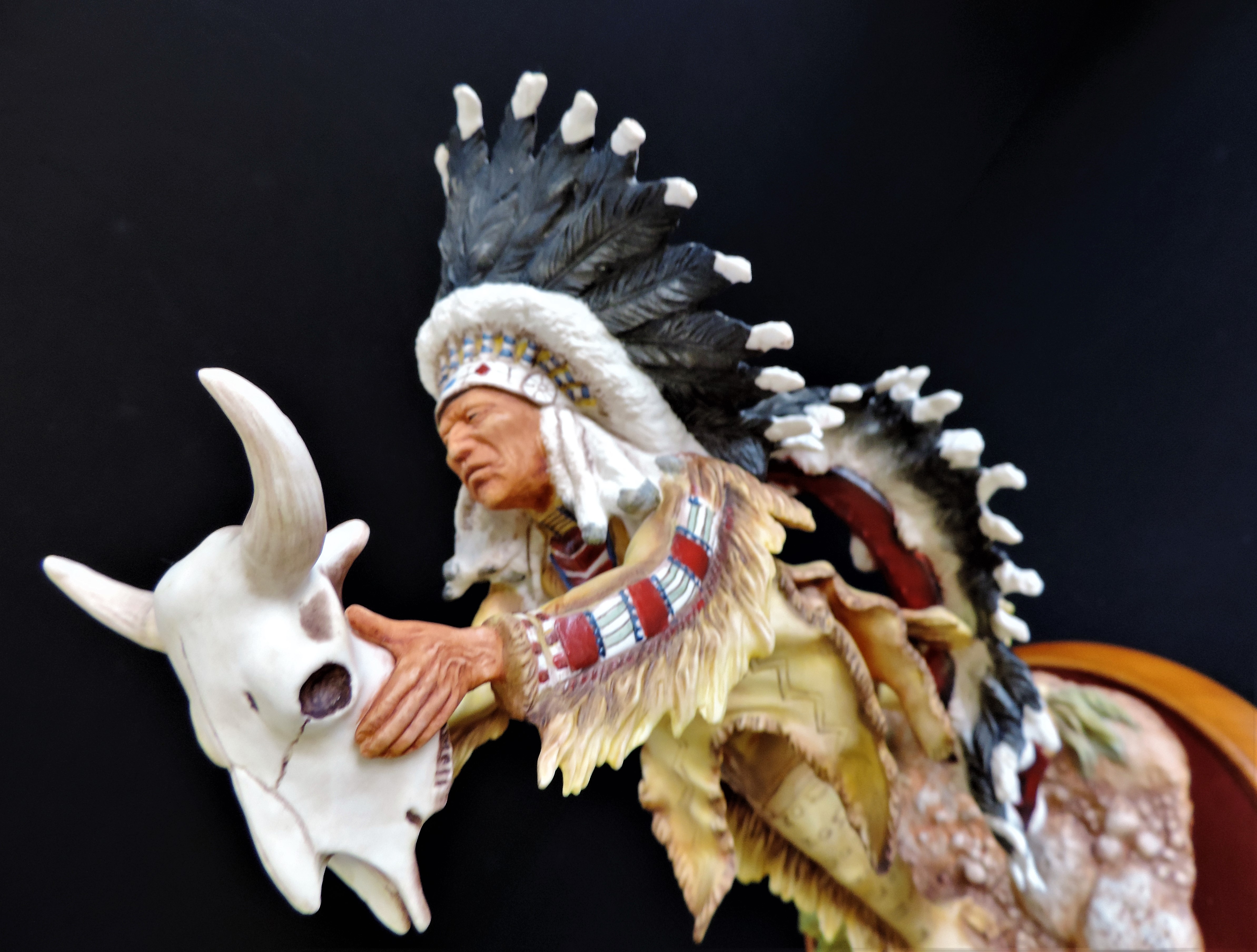 Franklin Mint Prayer to the Great Spirit Porcelain Sculpture - Very Rare - Image 3 of 8