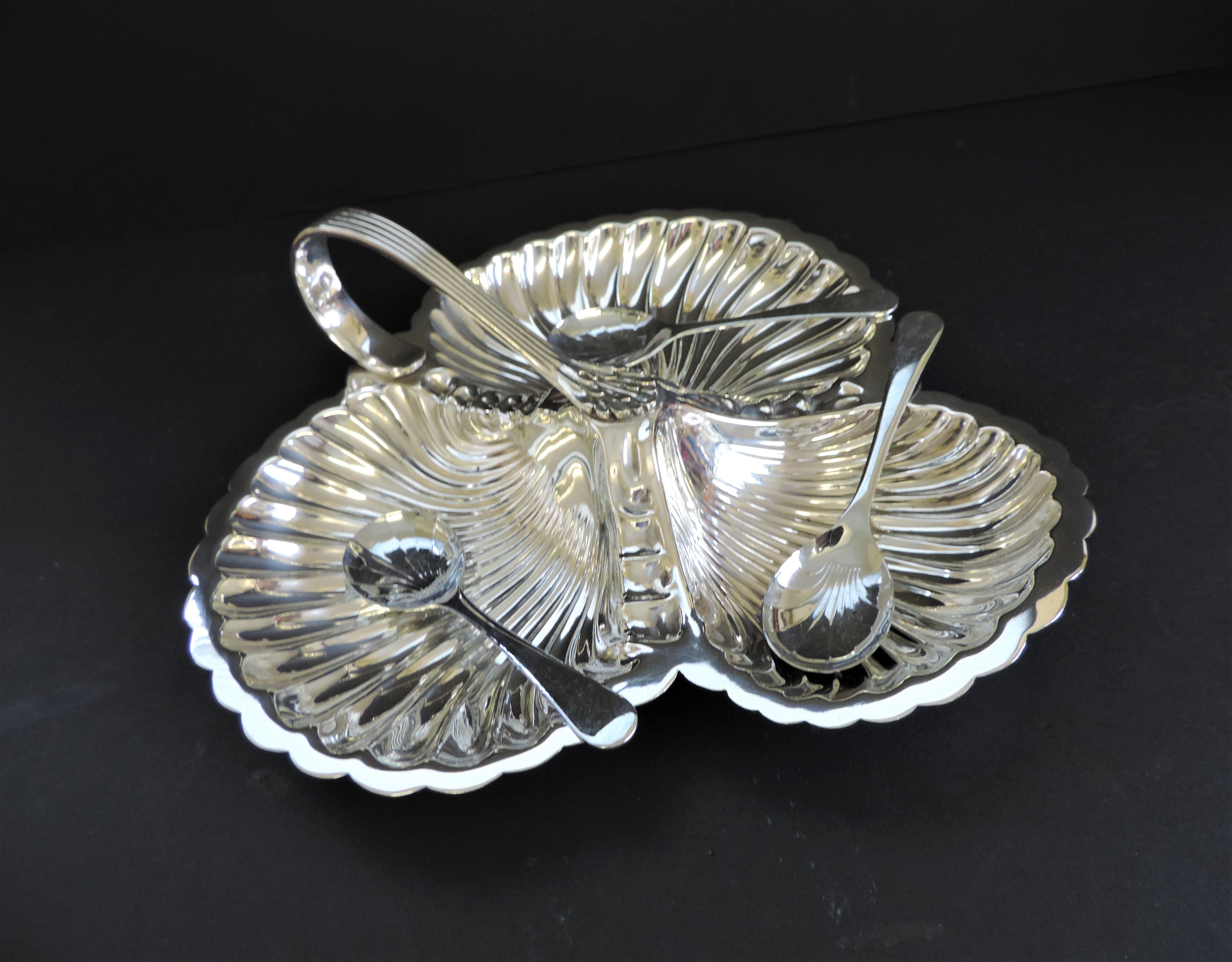 Antique Art Nouveau Silver Plated Hors D'oeuvre/Condiments Tray - Image 2 of 6