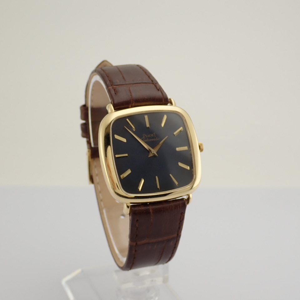 Piaget / Gentleman's 18K Yellow Gold Wrist Watch - Image 2 of 9