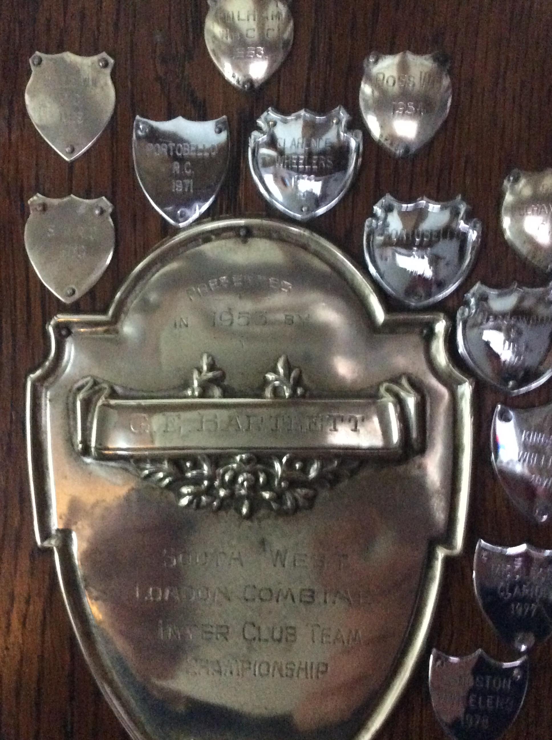 Large 1953 London Cycling Trophy Shield - Image 8 of 8