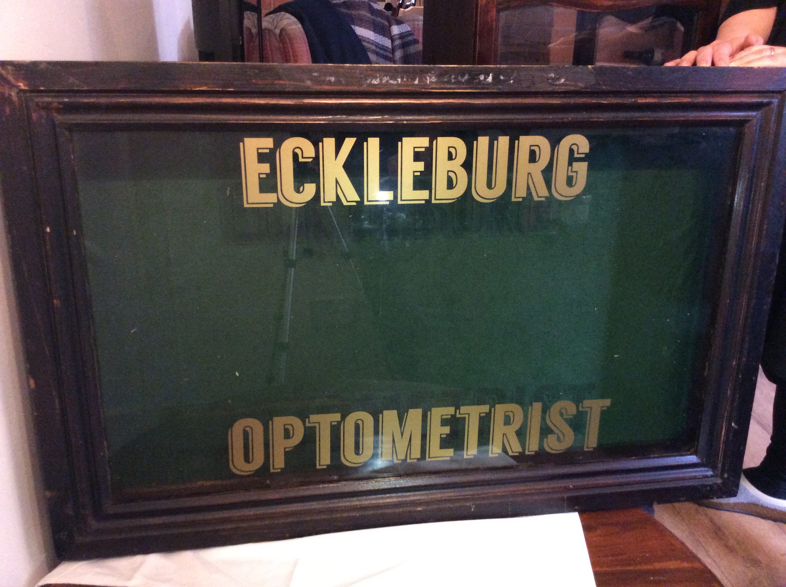 Eckleberg Optometrists Mahogany Display Cabinet Circa 1920 - Image 12 of 13