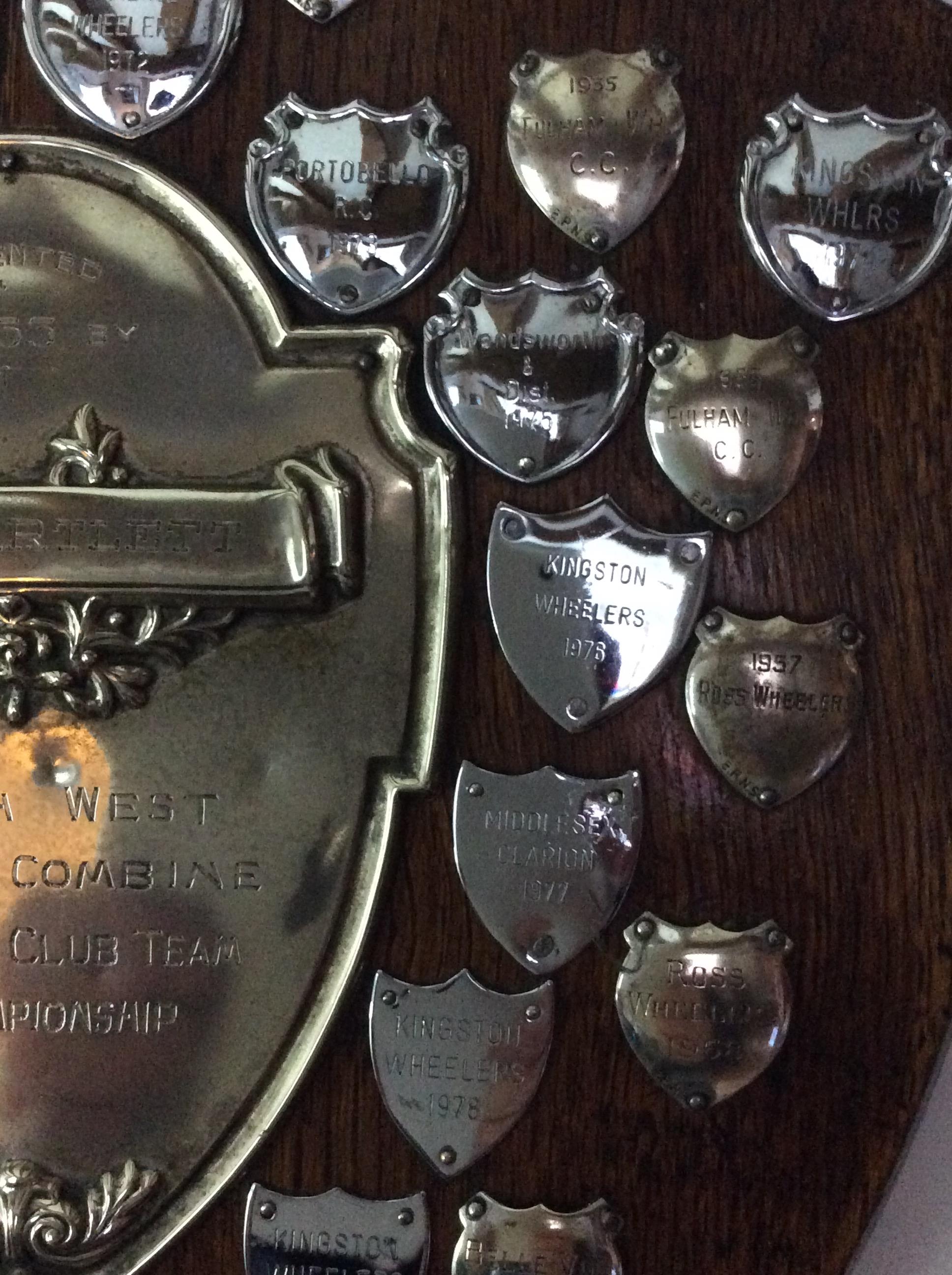 Large 1953 London Cycling Trophy Shield - Image 7 of 8