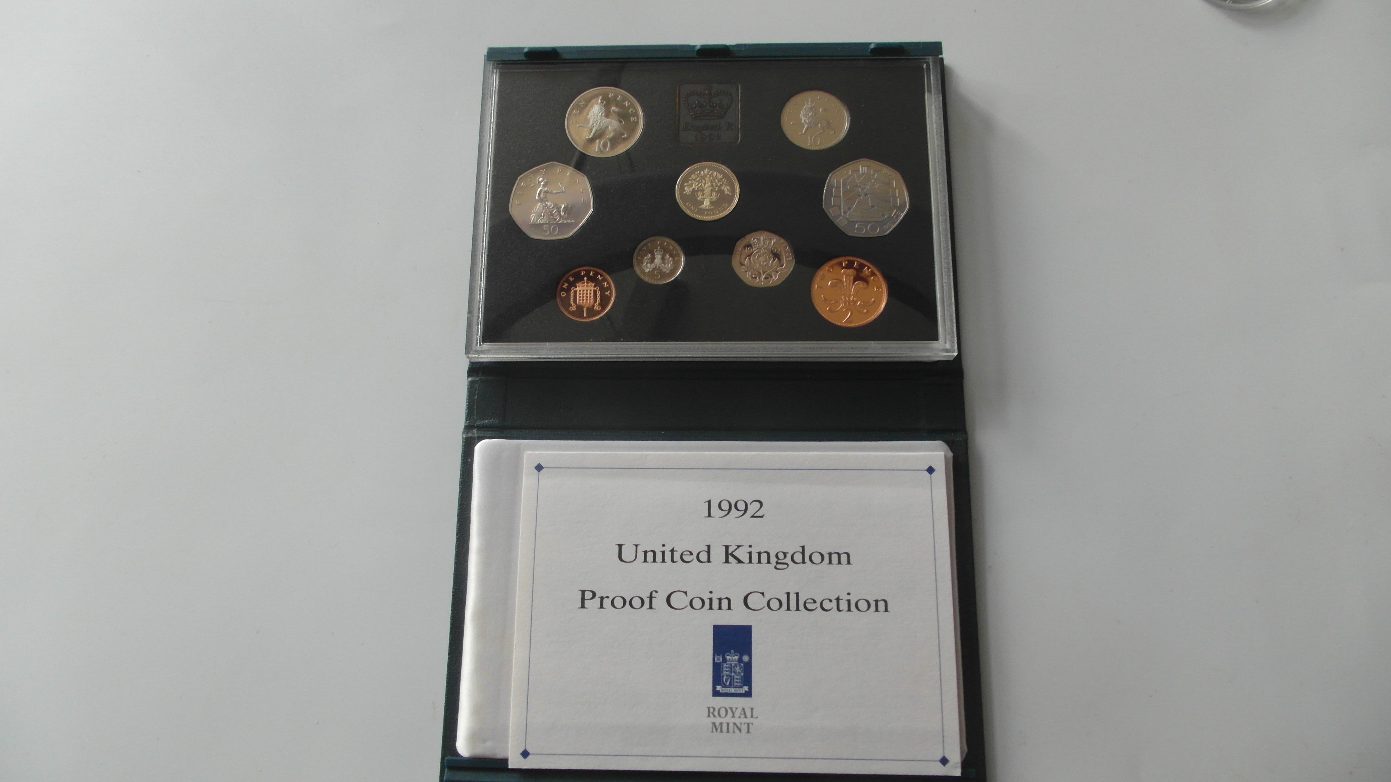 1992 RARE ROYAL MINT UNITED KINGDOM DELUXE PROOF COIN COLLECTION