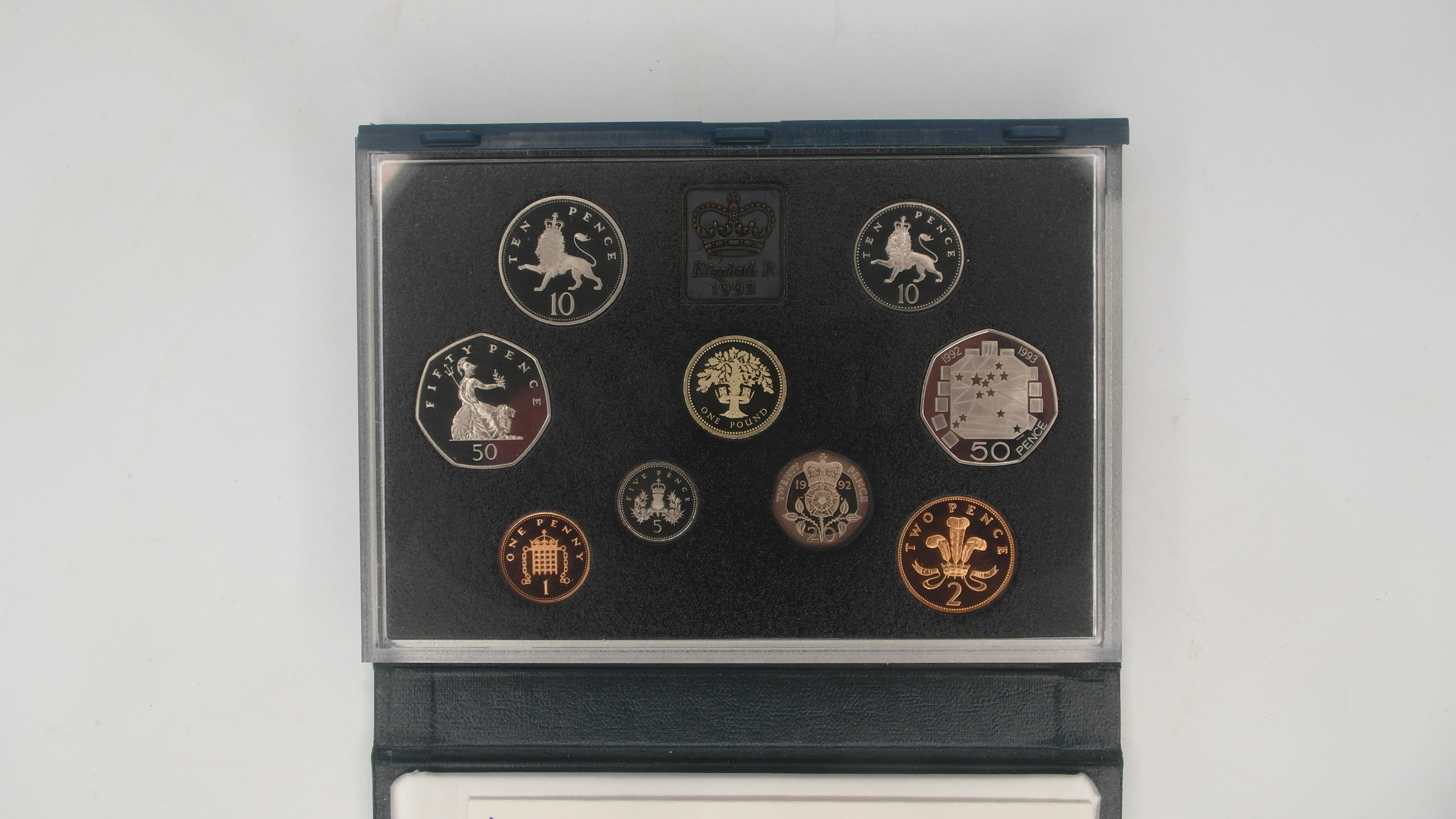 1992 RARE ROYAL MINT UNITED KINGDOM DELUXE PROOF COIN COLLECTION - Image 3 of 6