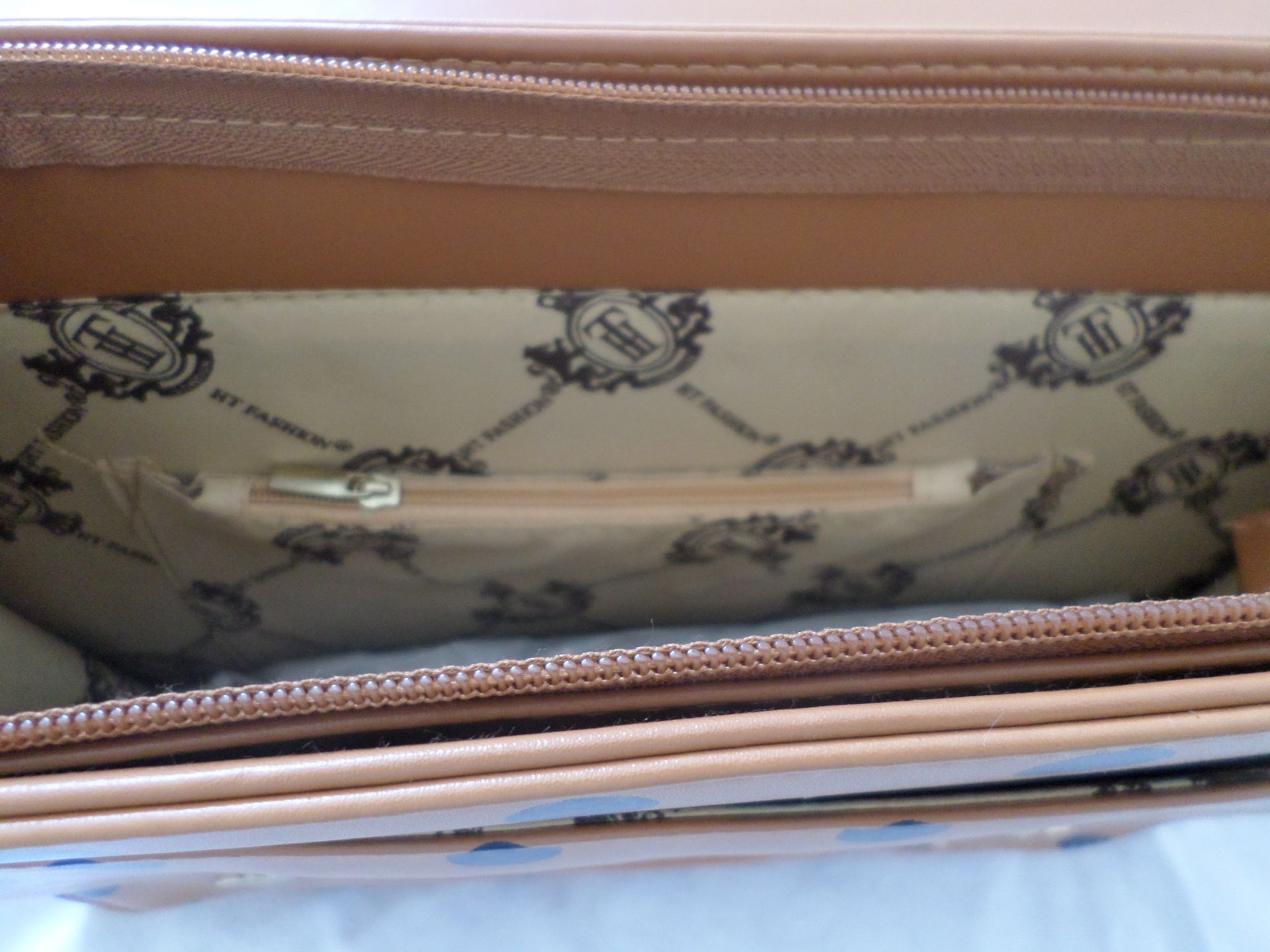 Large HT London Satchel. RRP £29.99 Each. Brand New. - Image 2 of 2