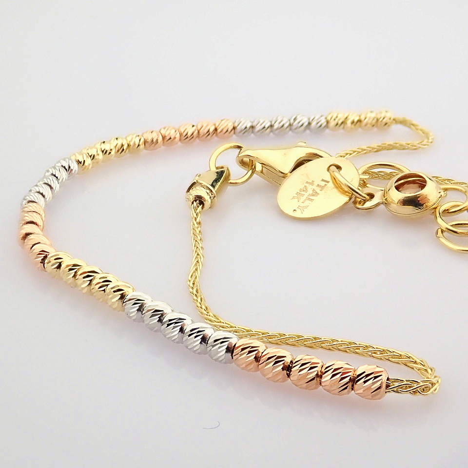 21 cm (8.3 in) Italian Beat Dorica Bracelet. In 14K Tri Colour White Yellow and Rose gold - Image 6 of 10